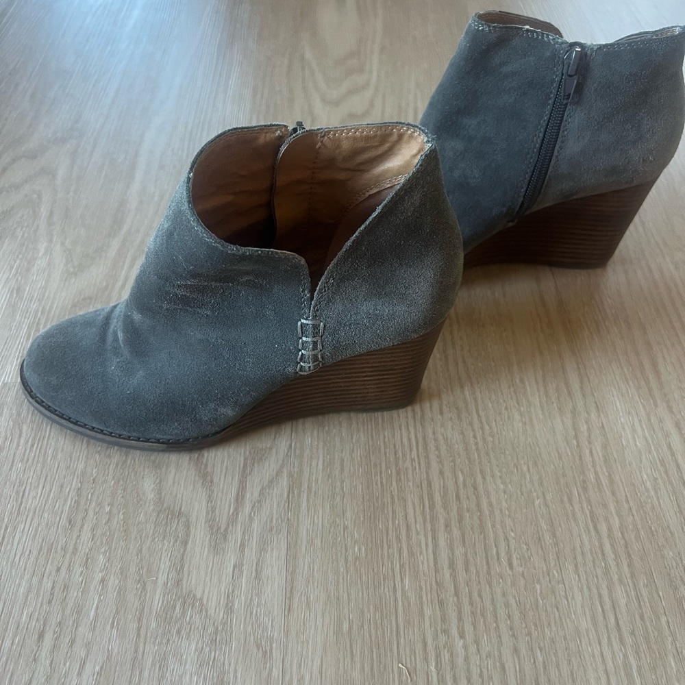Lucky Brand Charcoal Suede Ankle Booties